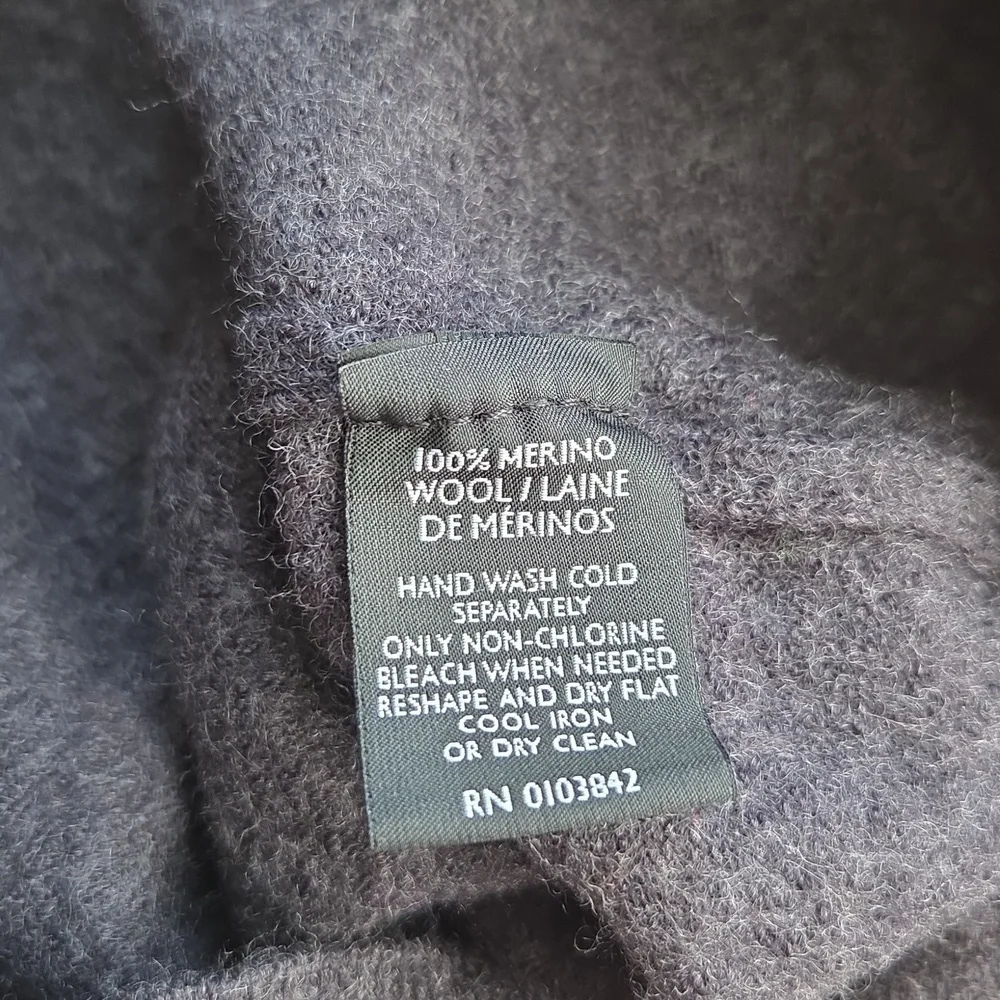 4/$20 Toscano Firenze Wool Sweater - Picture 3 of 6